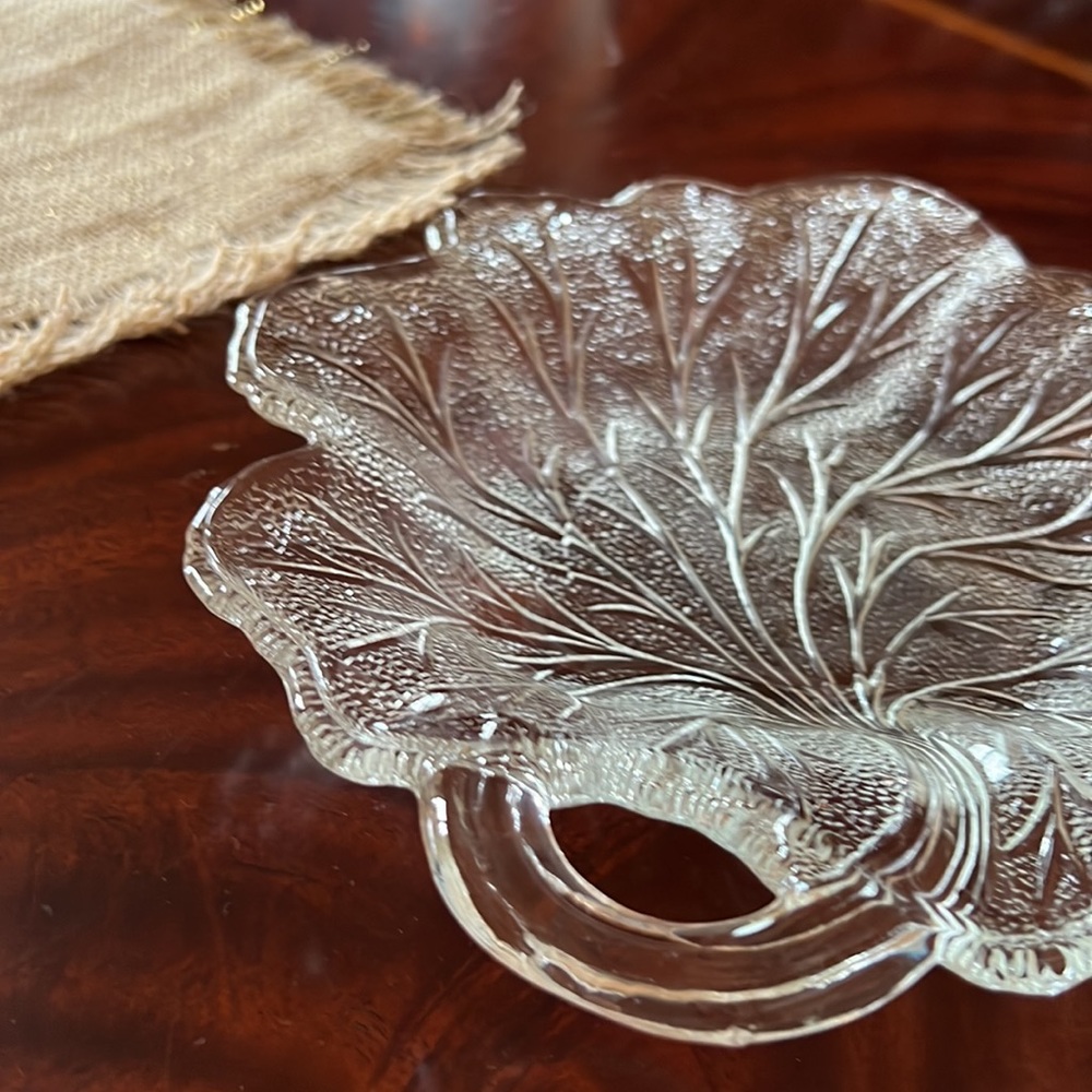 Leaf Salad Bowl - Picture 7 of 9